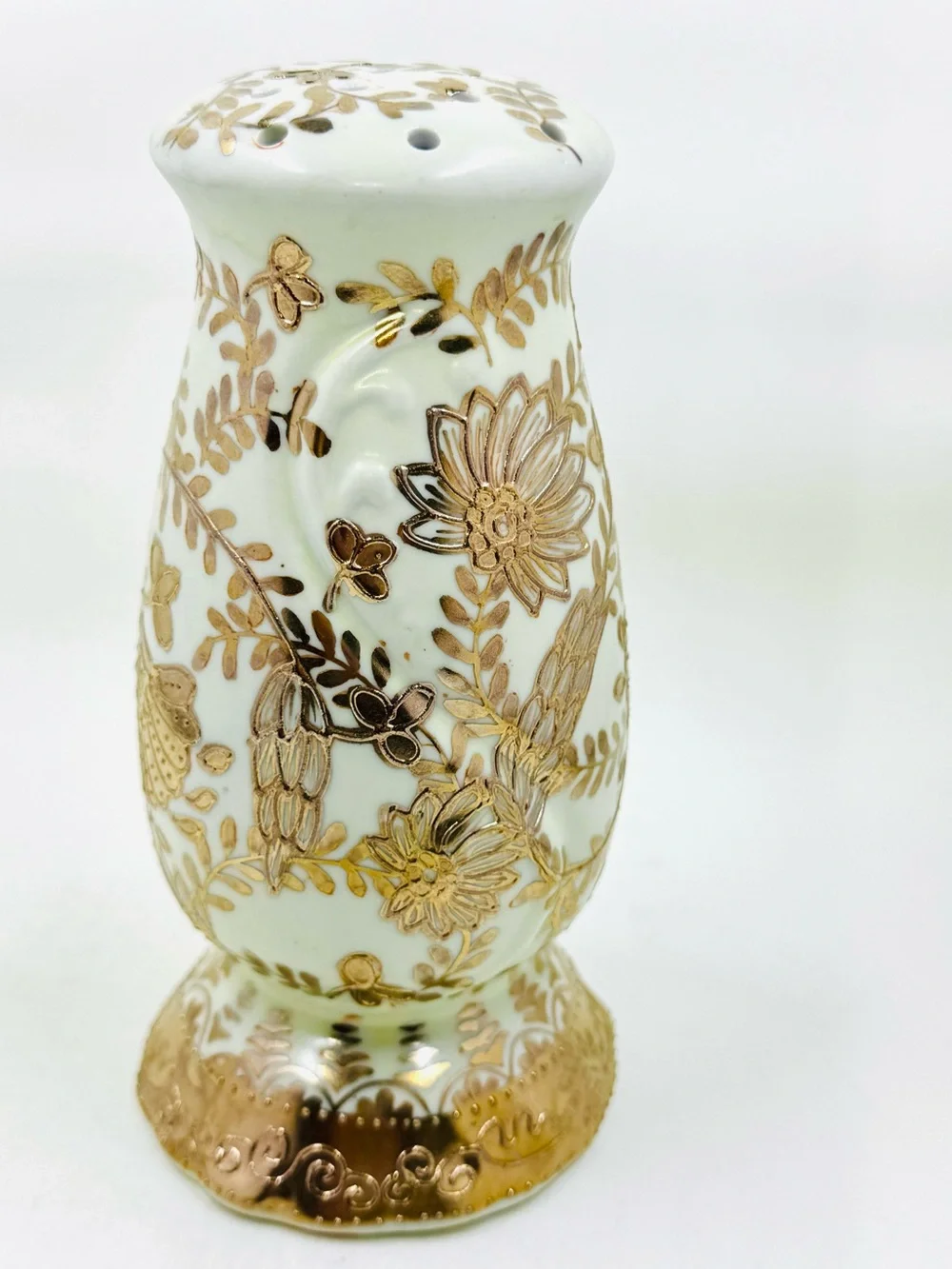Nippon Vintage Signed Hand Painted Raised Gold Embossed Hat Pin Holder 6.25”X3”